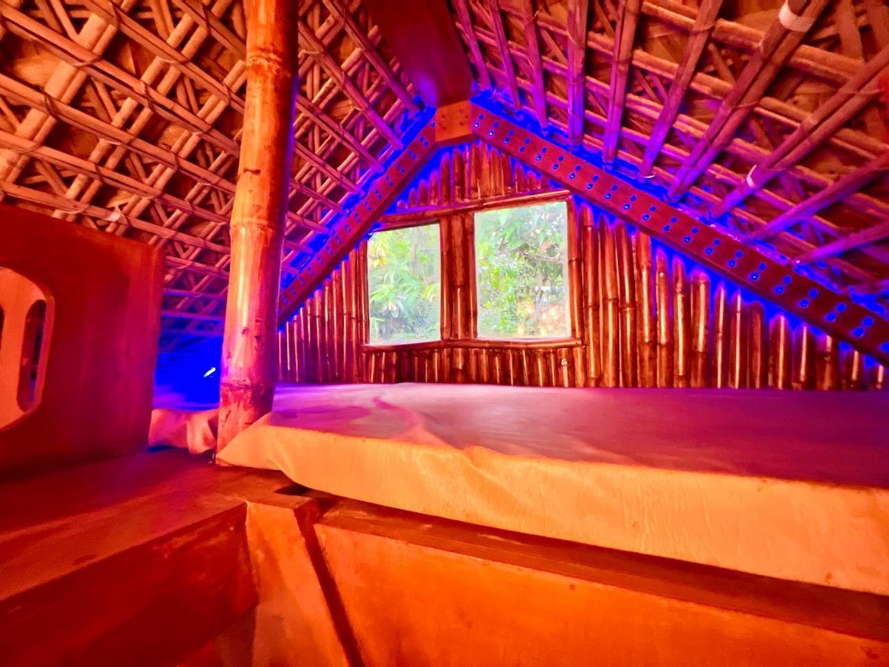 La Pahi Palace- Banquet And Resort Sakri East Exterior foto